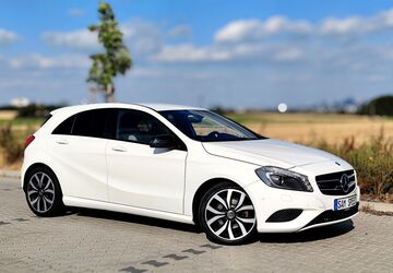 Mercedes-Benz A 180 126.985 km 8.999 &euro; Liederbach 65835