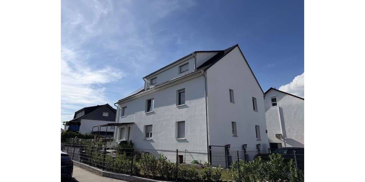 Etagenwohnung Groß-Gerau / Wallerstädten Wallerstädten - 3 Zimmer, 98 m&sup2;, 1.300&euro; | Angebot:27303056