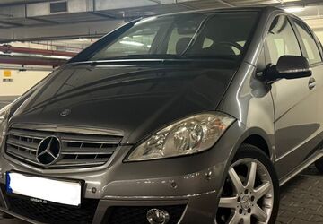 Mercedes-Benz A 180 125.800 km 3.900 &euro; Mainz 55129