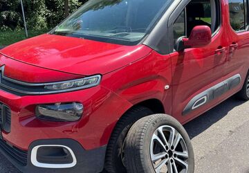 Citroen Berlingo 143.000 km 10.999 &euro; Eppstein 65817