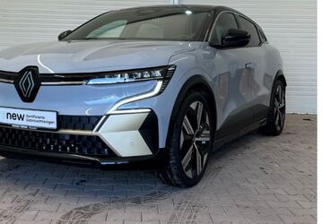 Renault Megane E-TECH 12.000 km 32.970 &euro; Wiesbaden 65203