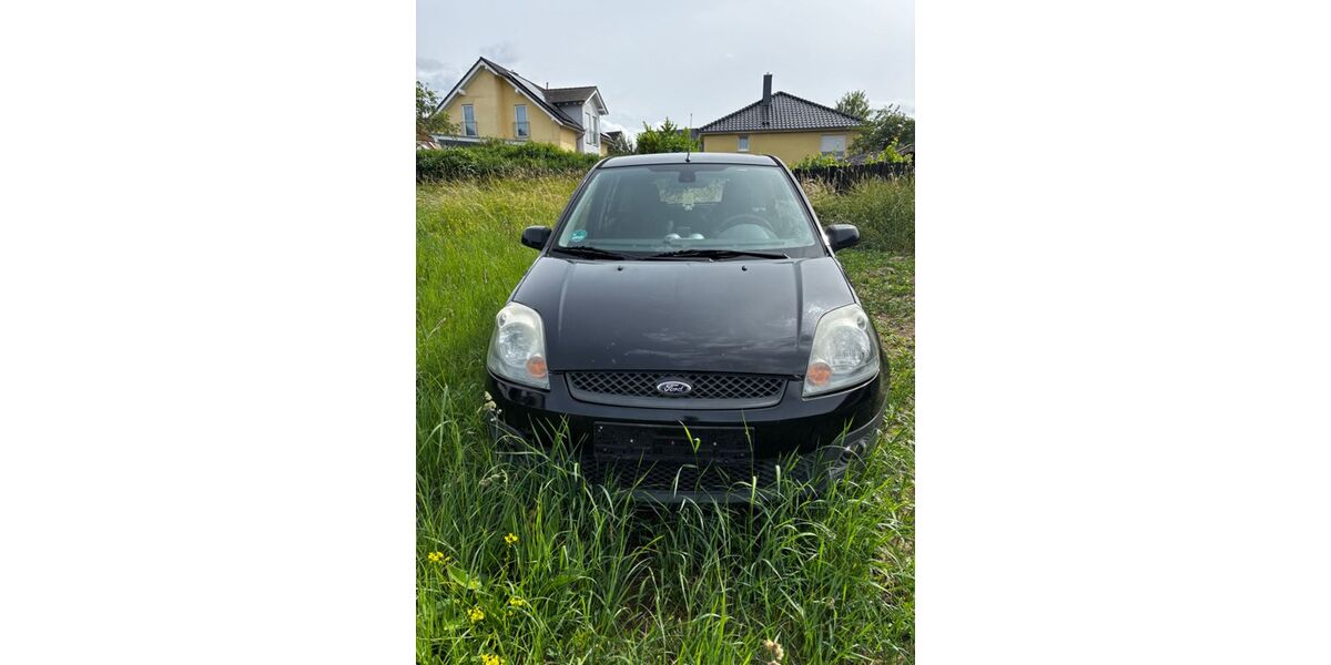 Ford Fiesta 262.000 km 1.140 &euro; wörrstadt 55286