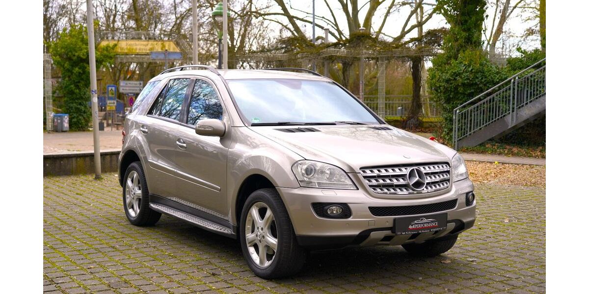 Mercedes-Benz ML 320 169.000 km 9.995 &euro; Mainz-Kostheim 55246