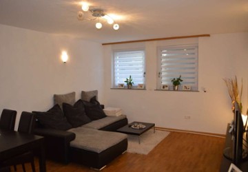Wohnung Raunheim - 4 Zimmer, 92 m&sup2;, 1.200&euro; | Angebot:26042910