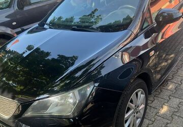 Seat Ibiza 174.021 km 5.299 &euro; Wiesbaden 65205