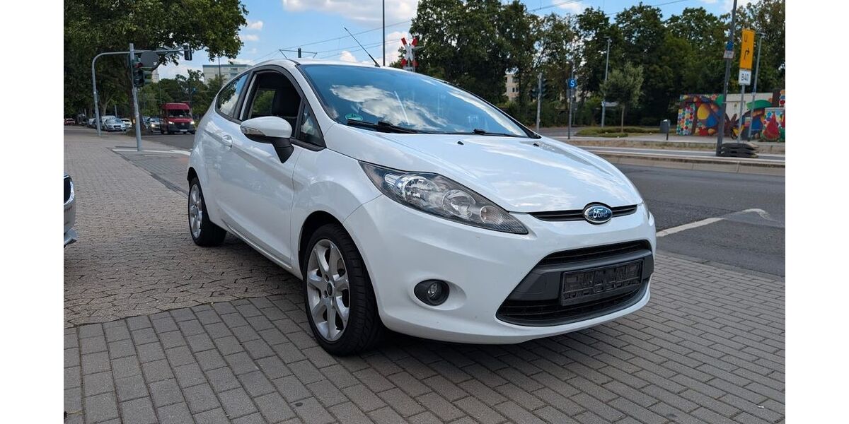 Ford Fiesta 160.400 km 1.990 &euro; Mainz 55128