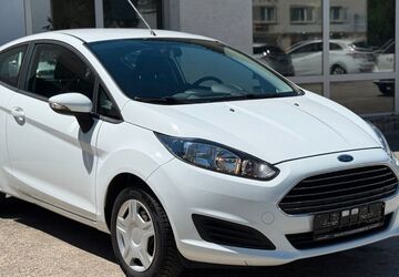 Ford Fiesta 130.168 km 2.900 &euro; Wiesbaden 65203