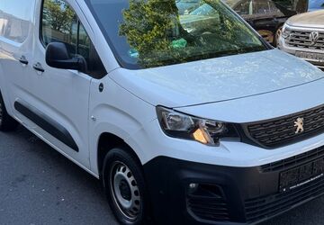 Peugeot Partner 112.000 km 12.400 &euro; Wiesbaden 65203