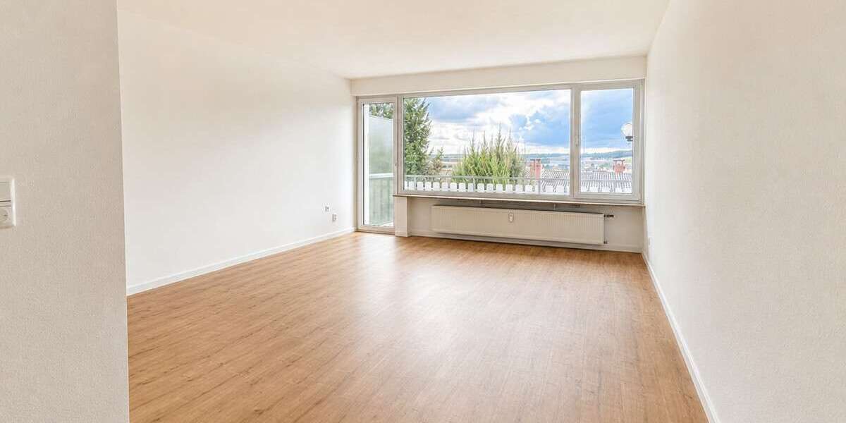 Etagenwohnung Bad Camberg - 3 Zimmer, 87 m&sup2;, 950&euro; | Angebot:26987556
