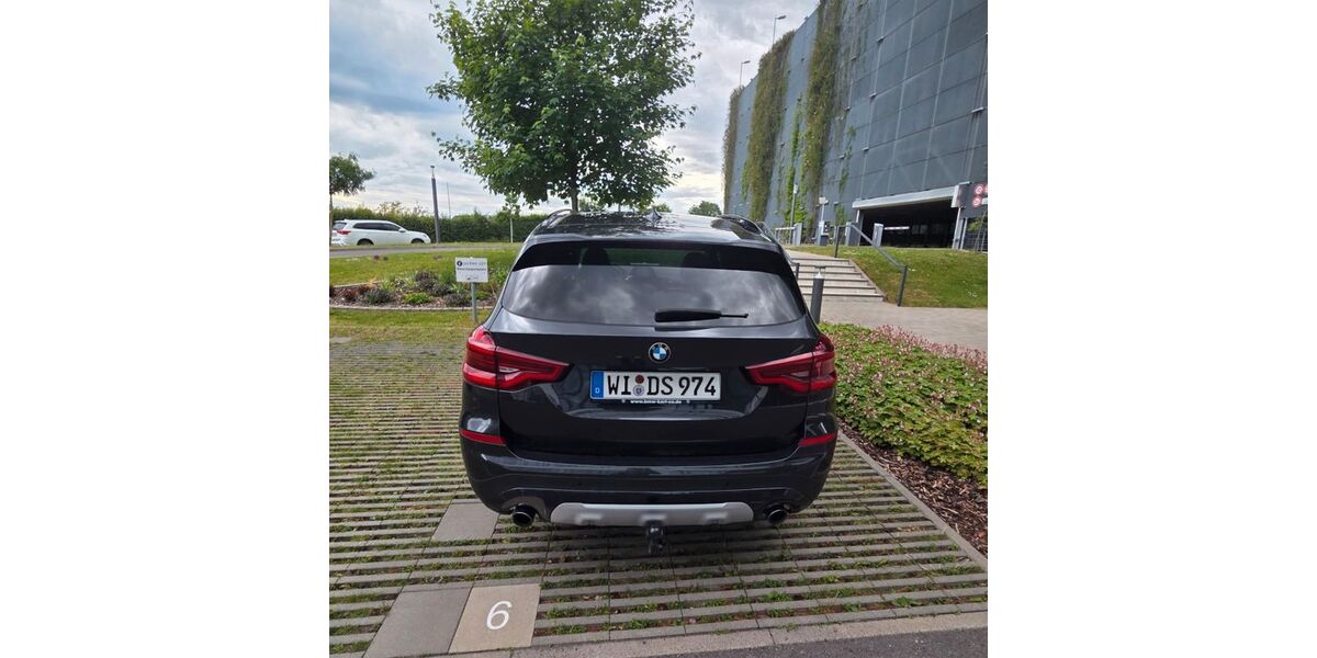 BMW X3 219.000 km 21.900 &euro; Wiesbaden 65193