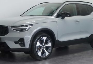 Volvo XC40 11.942 km 34.890 &euro; Wiesbaden 65205
