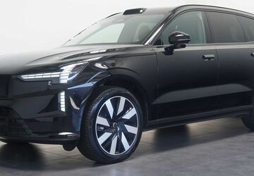 Volvo EX90 7.282 km 71.585 &euro; Wiesbaden 65205