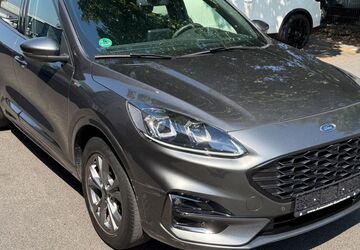 Ford Kuga 42.500 km 18.400 &euro; Wiesbaden 65203