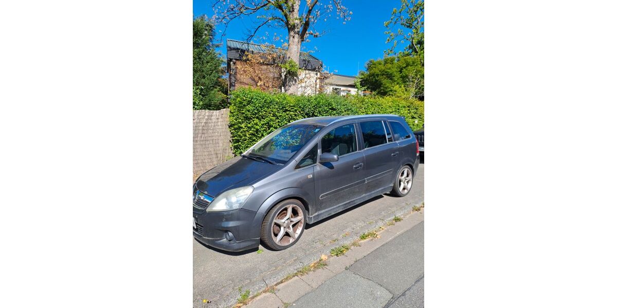 Opel Zafira 227.595 km 2.800 &euro; Glashütten 61479