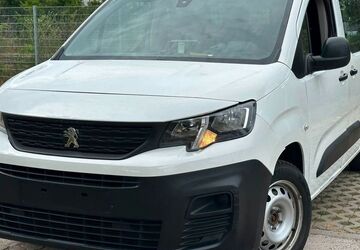 Peugeot Partner 97.400 km 10.090 &euro; Wiesbaden 65203