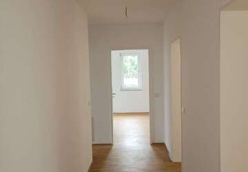 Wohnung Hattersheim - 4 Zimmer, 108 m&sup2;, 1.500&euro; | Angebot:27318842