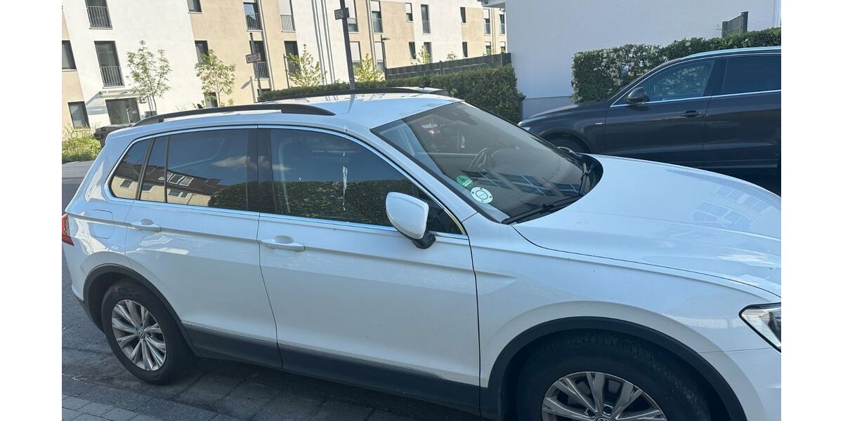 VW Tiguan 211.000 km 15.700 &euro; Wiesbaden 65205