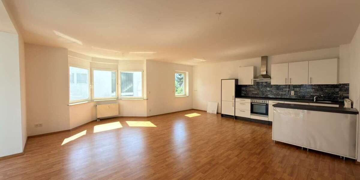 Etagenwohnung Bad Camberg - 3 Zimmer, 101 m&sup2;, 1.200&euro; | Angebot:26976440