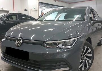 VW Golf 82.000 km 17.731 &euro; Kelkheim 65779