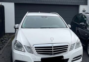 Mercedes-Benz E 200 267.500 km 6.900 &euro; Wiesbaden 65195
