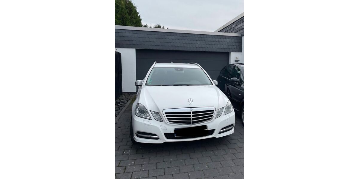 Mercedes-Benz E 200 267.500 km 6.900 &euro; Wiesbaden 65195