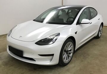 Tesla Model 3 42.085 km 30.760 &euro; Eschborn 65760
