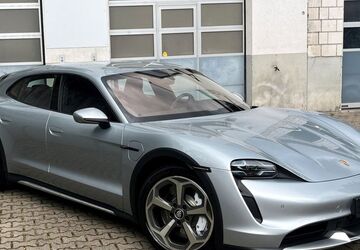 Porsche Taycan 29.500 km 86.888 &euro; Walluf 65396