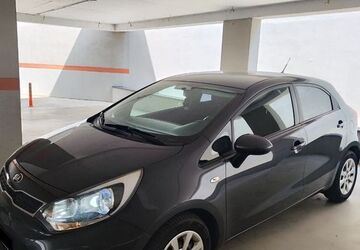 Kia Rio 62.300 km 5.999 &euro; Wiesbaden 65189