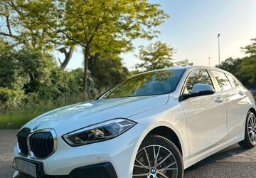 BMW 118 121.800 km 15.800 &euro; Wiesbaden 65189