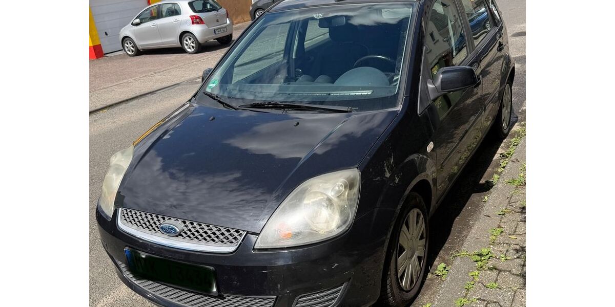 Ford Fiesta 156.000 km 1.700 &euro; Hattersheim 65795