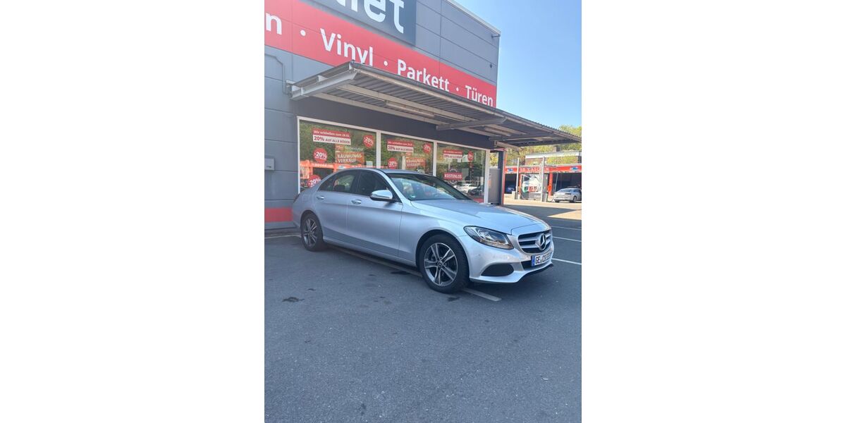 Mercedes-Benz C 220 198.000 km 12.490 &euro; Gelsenkirchen 45879