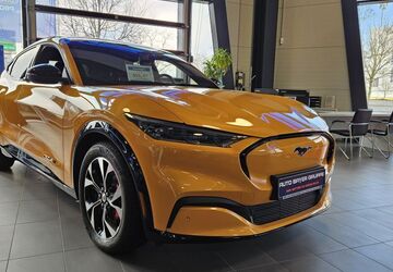 Ford Mustang Mach-E 12.000 km 46.950 &euro; Wiesbaden 65203