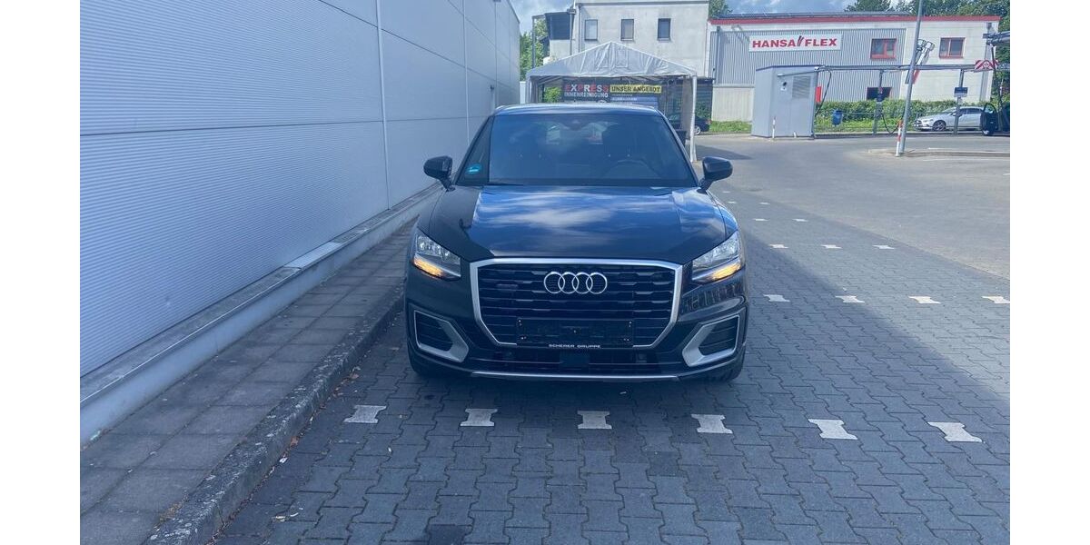 Audi Q2 130.000 km 17.999 &euro; Wiesbaden 65201