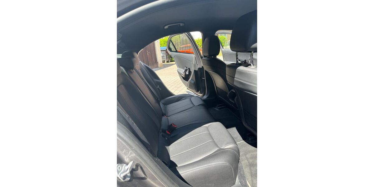 Mercedes-Benz A 180 90.000 km 19.100 &euro; Taunusstein 65232