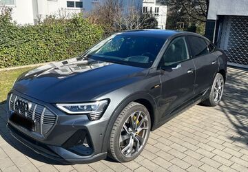 Audi e-tron 47.000 km 38.700 &euro; Wiesbaden 65191