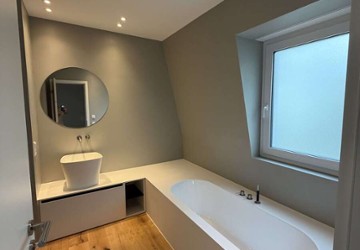 Wohnung Wiesbaden Biebrich - 4 Zimmer, 140 m&sup2;, 2.300&euro; | Angebot:26897464
