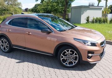 Kia XCeed 59.000 km 18.500 &euro; Eltville - Erbach 65346
