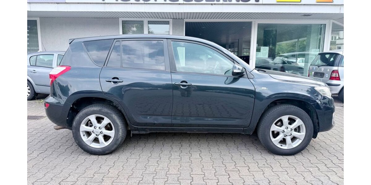 Toyota RAV 4 225.000 km 6.999 &euro; Mainz-Kastel 55252
