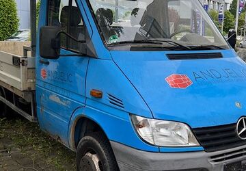 Mercedes-Benz Sprinter 156.928 km 3.999 &euro; Königstein 61462