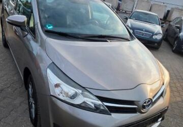Toyota Verso 222.351 km 5.999 &euro; Ingelheim 55218