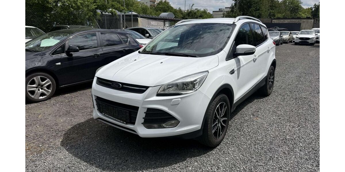 Ford Kuga 159.000 km 5.999 &euro; Wiesbaden 65197