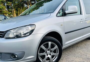 VW Caddy 208.000 km 8.990 &euro; Nauheim 64569