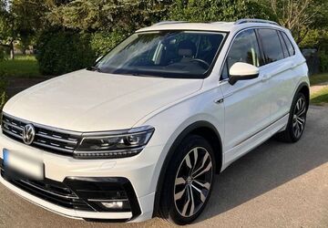 VW Tiguan 74.000 km 22.990 &euro; Wiesbaden 65187