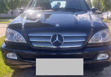 Mercedes-Benz ML 270 140.000 km 11.500 &euro; Mainz-Kostheim 55246